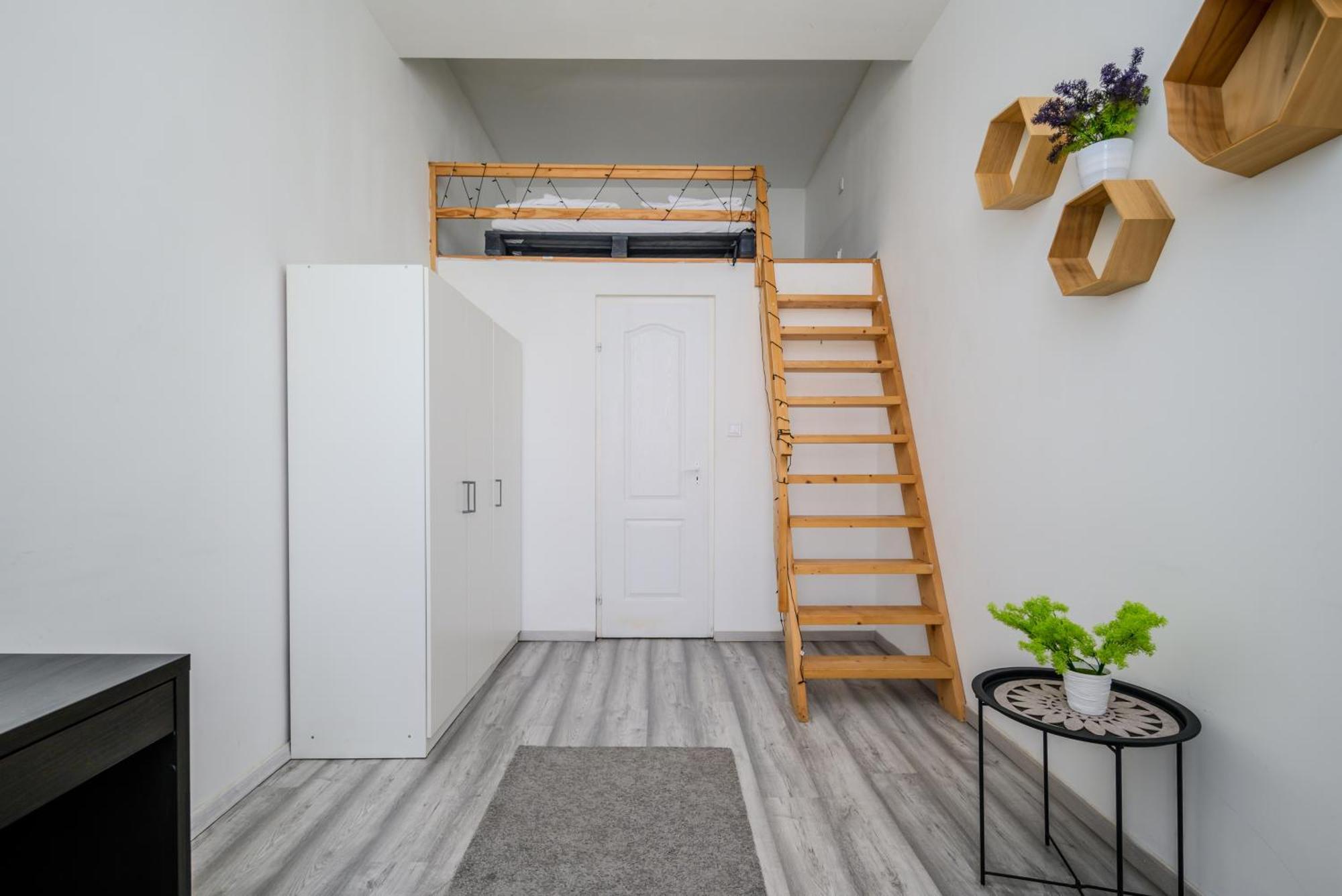 5 Bedrooms Keleti-Home Budapest Exterior foto
